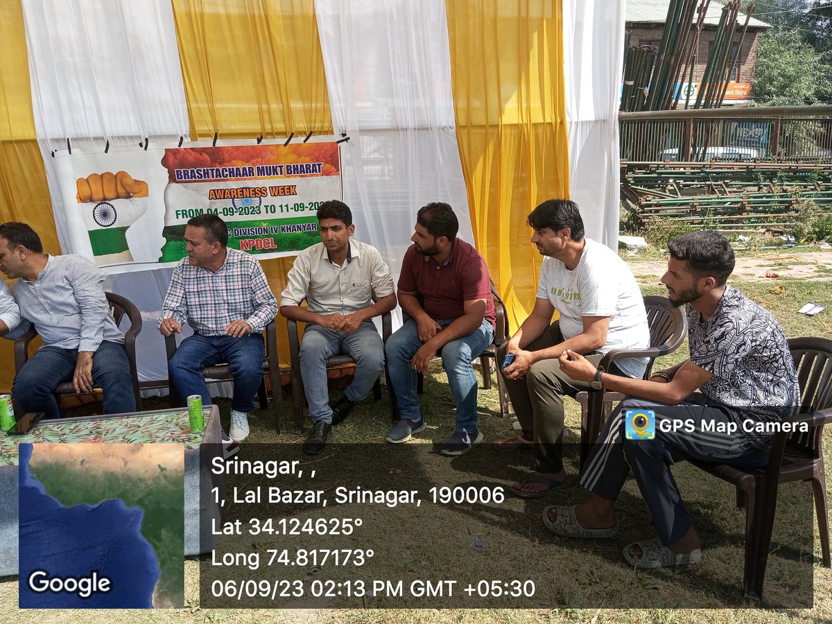 hawal_kpdcl's tweet image. Empowering consumers during #DigitalWeek ESD Hawal is committed in easing lives by providing more Digital seva from seamless online services to user-friendly apps along with New Technology of Smart Meters, providing real time data #DigitalIndia @KPDCLOfficial #brashtachaarMukhtJk