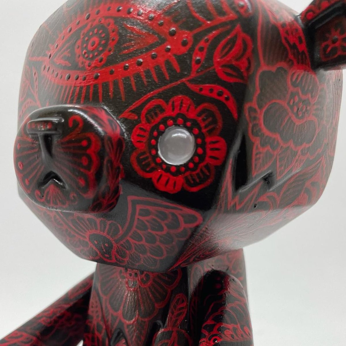 MiznaWada's tweet photo. My custom vinyl Kuma Bear for Clutter Gallery and Dead Beat City proudly presents; UPROAR! The Battle for Dead Beat City at @Cluttermagazine NY Beacon!
Opening Reception - Saturday, September 9th, 2023

#battlefordeadbeatcity #cluttergallery https://t.co/0LbBlq76FA