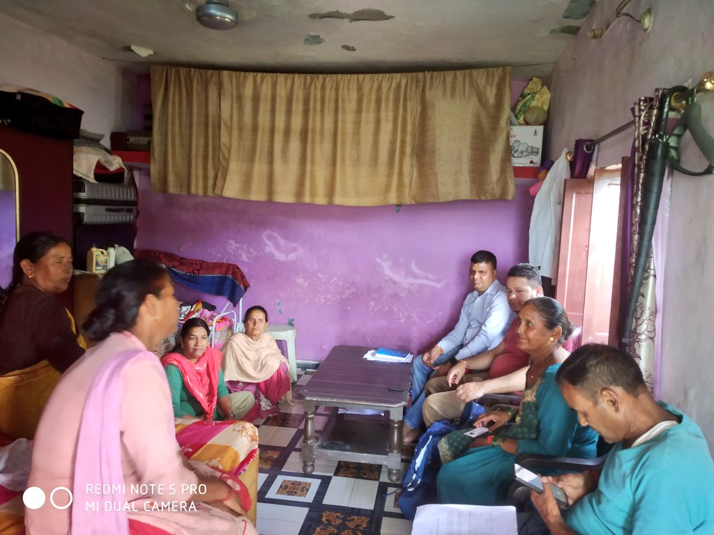 kaljikhal_RDUK's tweet photo. Today on 6/9/23 ultrapoor verification done at kushyan village of gp duisa by A. M. Livelihood D. L. Uniyal sir + block reap team.Discussion on livelihood enchancement, business acceleration, regular meetings, mis etc was done. @REAPPauri @Pauri_RDUK @cdo_pauri @ganeshjoshibjp https://t.co/3BzyfNYgBQ