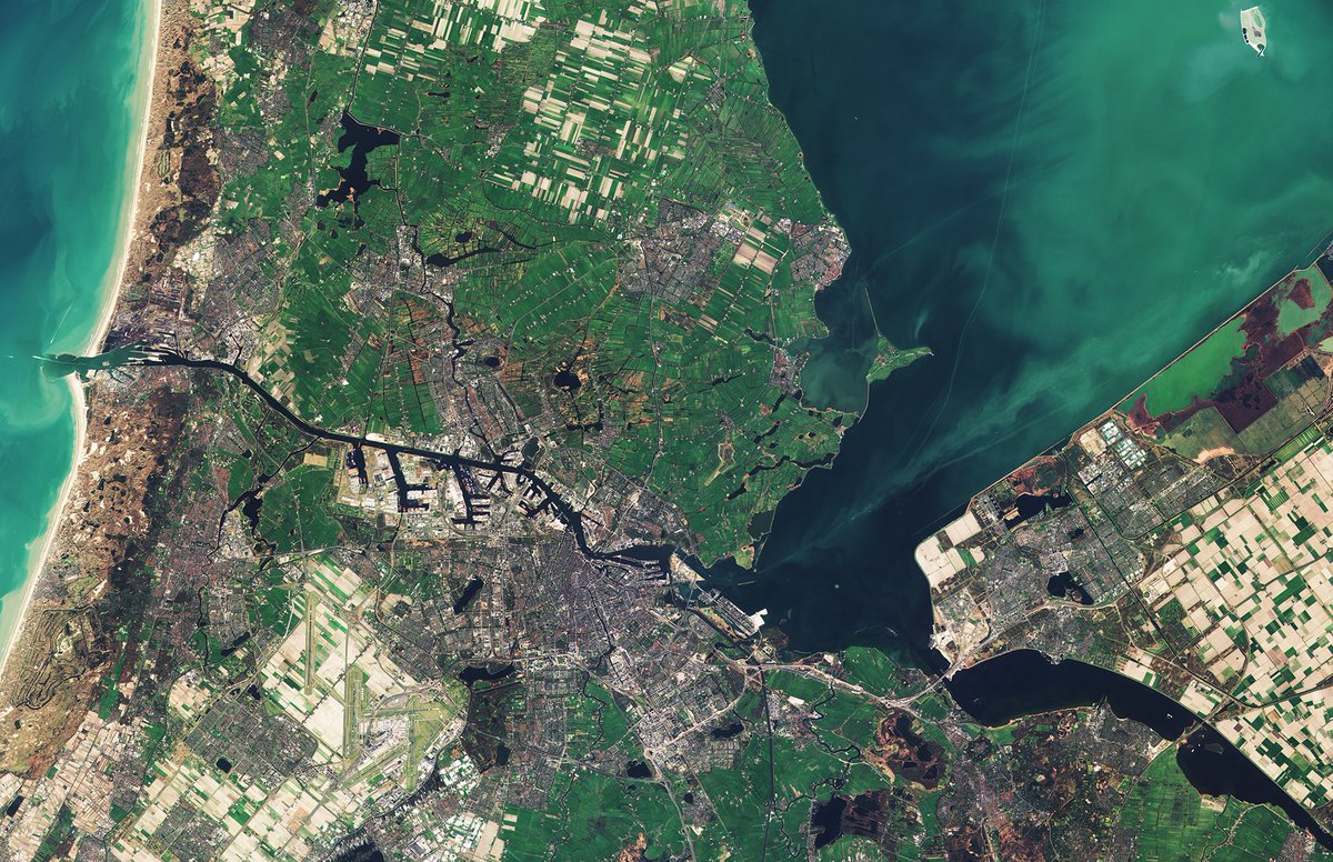 Whether from space🌌or the sea 🌊, #EarthObservations are providing the evidence to support sustainable coastal management and policies
#coastalresilience #blueeconomy #MSP #coastpredict
🆕eu4oceanobs.eu/supporting-coa…