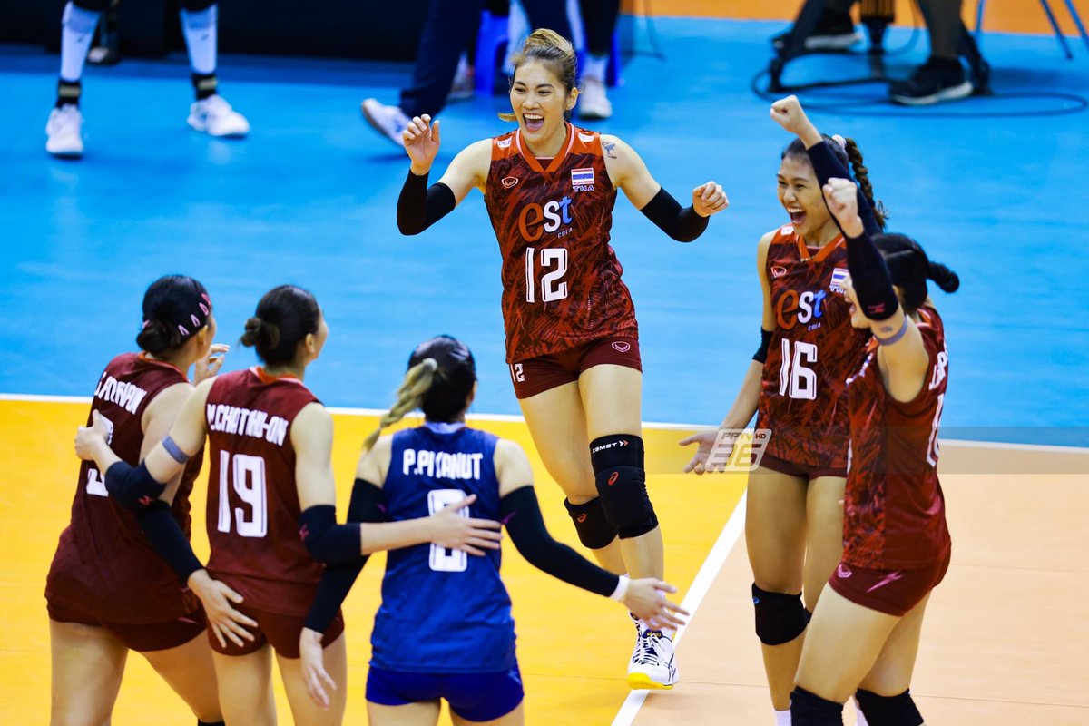 ohhooes's tweet photo. ทีมชาติไทย ชนะเลิศ🏆✨ 
วอลเลย์บอลหญิง ชิงแชมป์เอเชีย 2023

ด้วยคะแนน ไทย 🇹🇭 3 - 2 จีน 🇨🇳 เซต

*ชนะแชมป์เอเชียในรอบ 10 ปี สุดยอดมากๆ ชนะเลิศอันดับ 1 ล่าสุดเมื่อปี 2013 👏🏻😭

 #วอลเลย์บอลหญิง https://t.co/InLRRlyy4Y