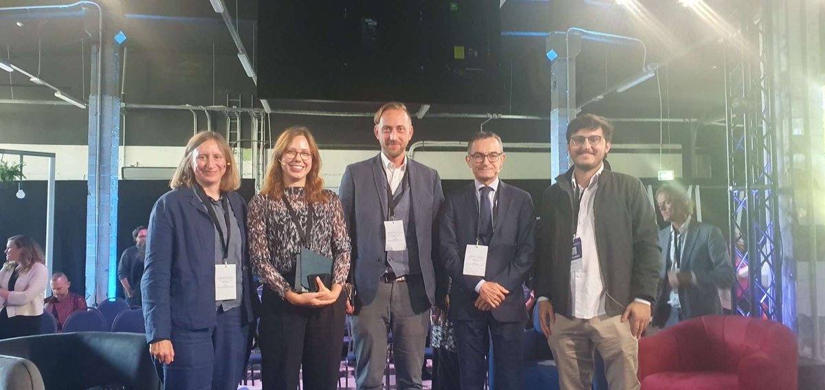 🙏Huge thank you for our amazing speakers Sue Bateman @HODigital, ECNL's @ka_iwanska, @K_Izdebski @BatoryFundacja, Pedro Martins @DataPrivacyBr, Juan Torres @_minecogob, as well as the audience for the lively discussion on public sector accountability at this #OGPEstonia session.