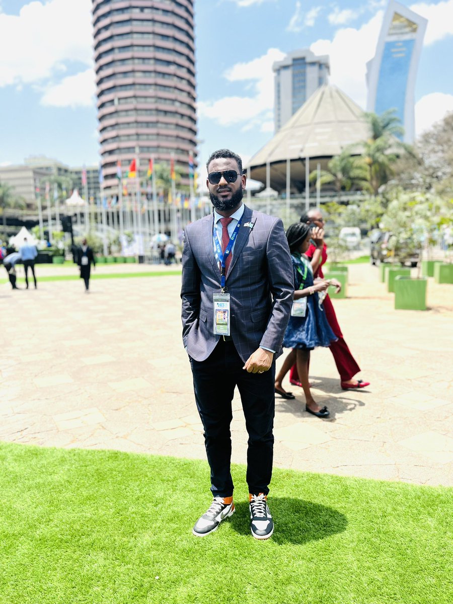 Ore_Osman1's tweet photo. The @AfClimateSummit ended today in Nairobi with official Closing remarks by the @_AfricanUnion Chairperson HE @AUC_MoussaFaki &amp; President of Kenya HE @WilliamsRuto.

The Nairobi Declaration was adopted &amp; it is now time to push for actions of inclusive approaches.
#ACS2023 https://t.co/bEWLnJexXP