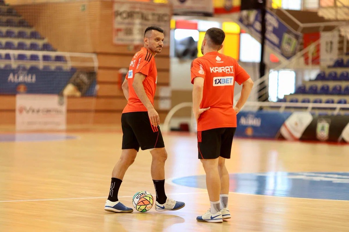 Trabalhe duro
Sonhe grande 
Nunca desista