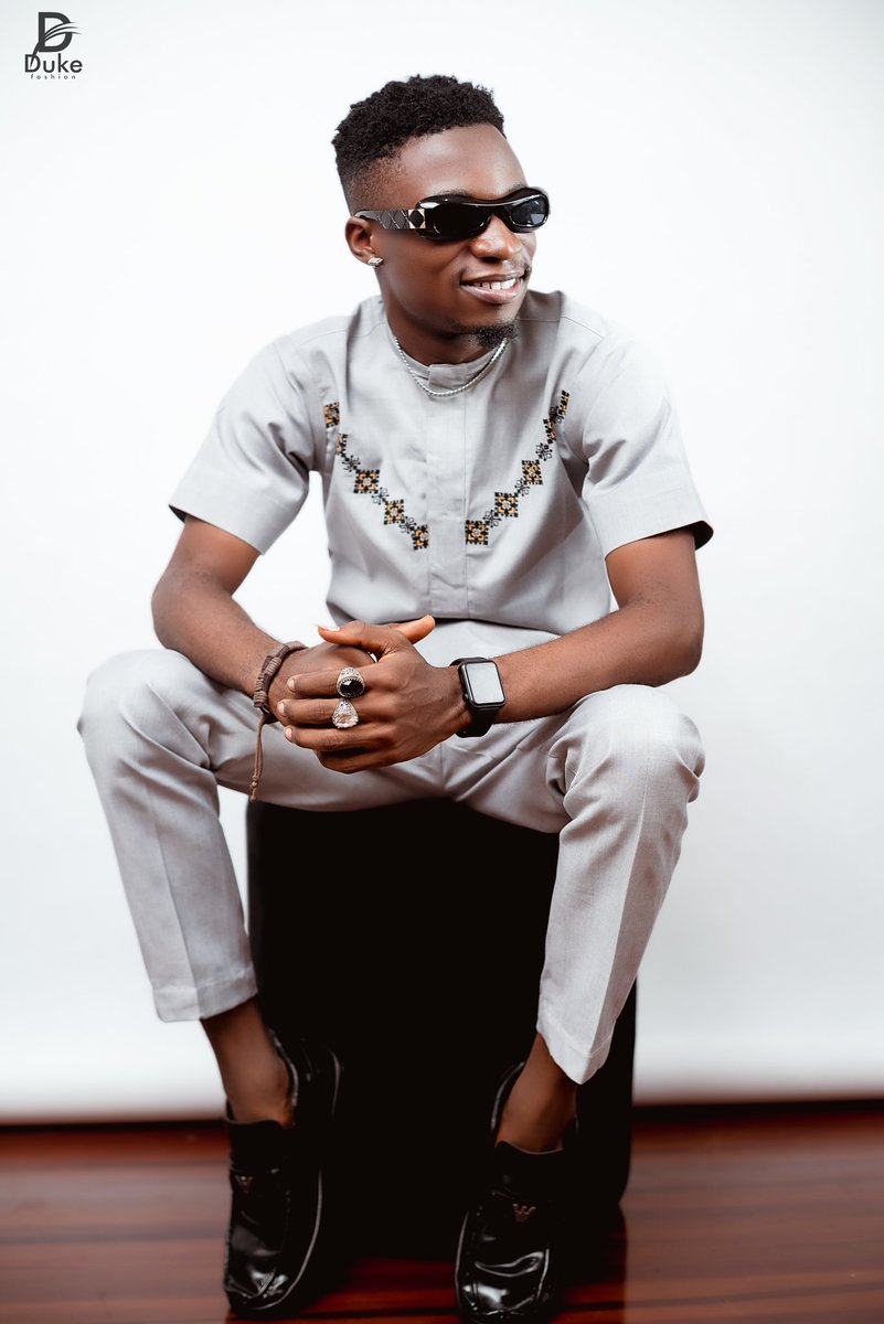 dukefashionhq's tweet image. Keep it simple but significant. Check out this Senator wear from Duke Fashion's #SilverCollection

#ShopThisLook
Location, Ilorin, Kwara State 
Nationwide Delivery 
WhatsApp: +2348108959881
————————————————
#PEPTJudgement #AllEyesOnTheJudiciary