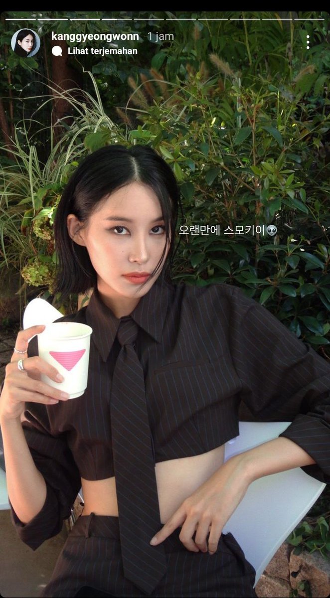 Mirrae1207's tweet photo. Who is your favorite "경" ? https://t.co/egAWRxavUm