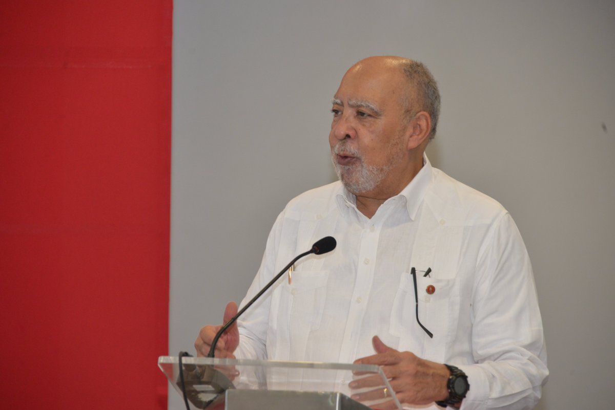 intecrd's tweet photo. En el contexto de la presentación de este estudio, el rector del INTEC, Julio Sánchez Maríñez, llamó a trabajar para seguir reduciendo la brecha digital y hacer posible una transformación digital en República Dominicana.

Míralo en vivo https://t.co/6krGAeU4zy https://t.co/Tnnits6lPn