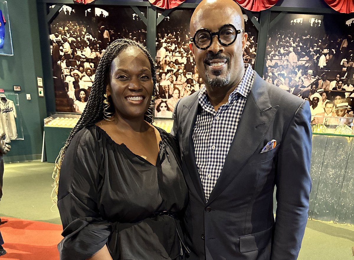jewellondon's tweet photo. Great evening supporting Dr. Claybon Lea, Jr. @claybonlea in his run for President of the National Baptist Convention USA, Inc. at the Negro Leagues Baseball Museum. Please join us in praying for him. For those who are NBCUSA, Inc., grant him your support. #LEA4NBC #LEAFORNBC https://t.co/F70UWyKBnu