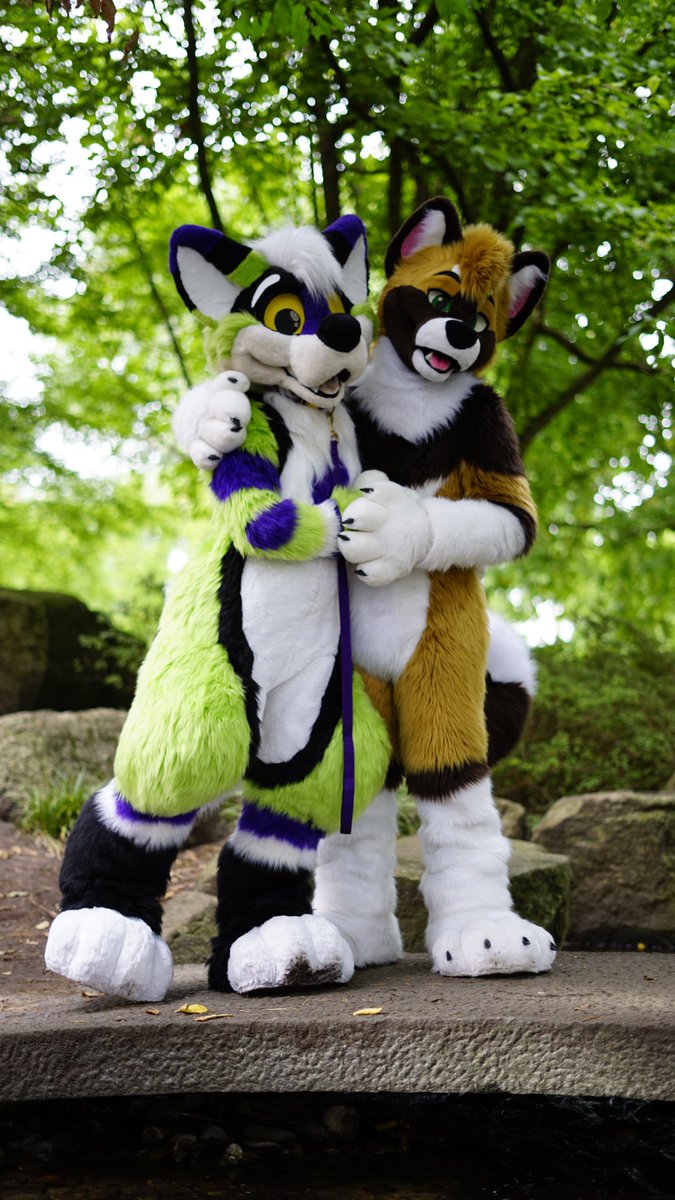 Lup0s's tweet photo. So happy to be @eurofurence ❤️

@RafaGreenfur @borkehlicious https://t.co/2fUE7xnc3E