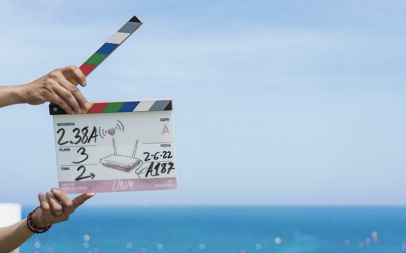 A Través De Mi Ventana tweet media