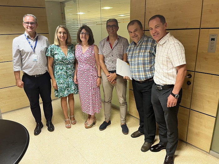 Parque Científico Alicante (@pcientificoalic) on Twitter photo Enhorabuena a la <a href="/UA_Universidad/">Universidad de Alicante UA</a> por la creación de dos nuevas spinoffs 👏
✅ OMIX: convertirá los residuos del sector hortofrutícola en nuevos productos
✅ VISITRAIN: empresa para el entrenamiento o terapia visual
👀 Echa un vistazo a la noticia: cutt.ly/DwlL84AR Enhorabuena a la <a href="/UA_Universidad/">Universidad de Alicante UA</a> por la creación de dos nuevas spinoffs 👏
✅ OMIX: convertirá los residuos del sector hortofrutícola en nuevos productos
✅ VISITRAIN: empresa para el entrenamiento o terapia visual
👀 Echa un vistazo a la noticia: cutt.ly/DwlL84AR