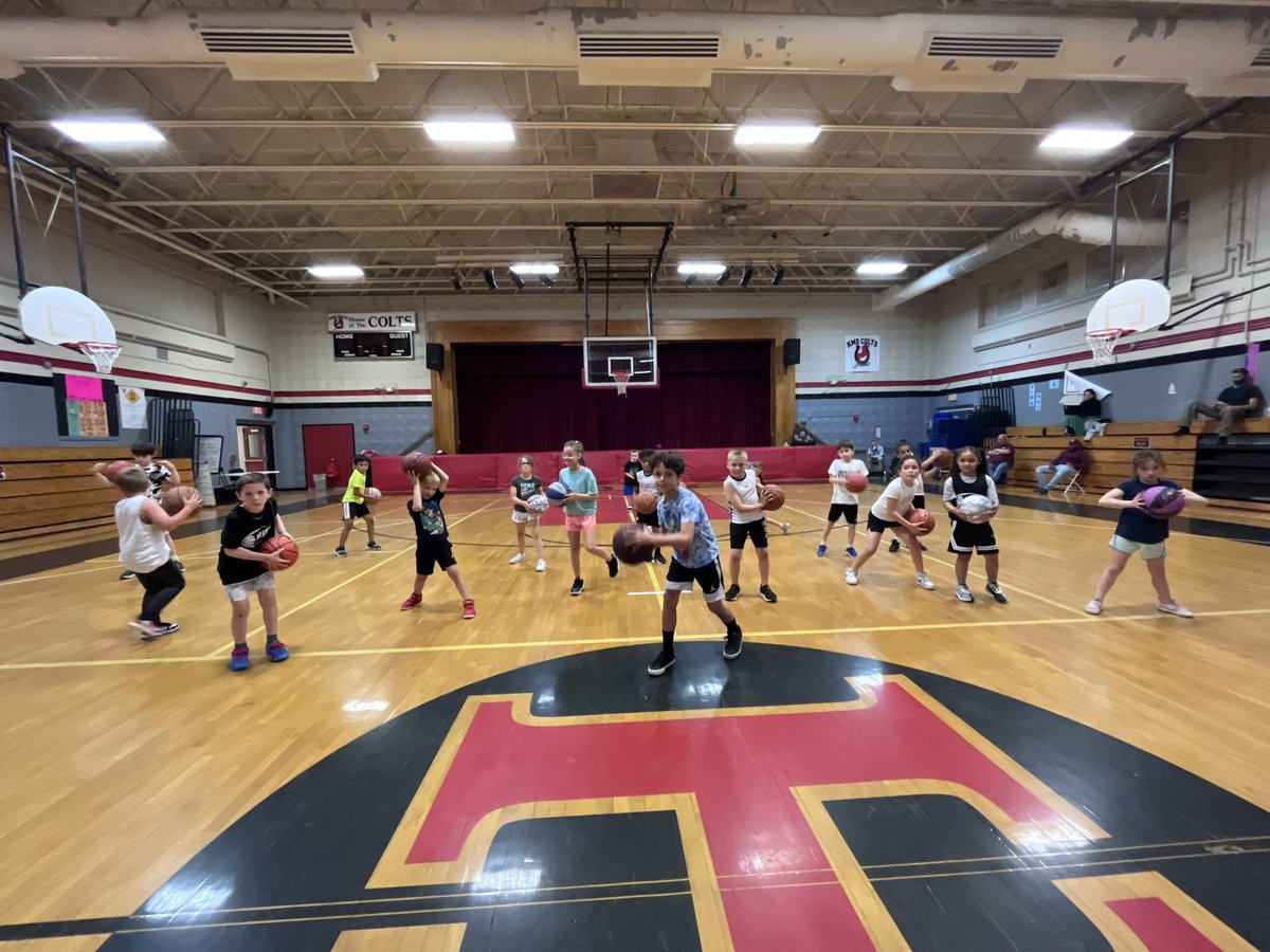 There is still time to register for our Early Development program that begins on September 14th at Hudson Memorial School.

Coaches

Heidi Moore - Hollis/Brookline Girls Varsity Coach 

Kendi Barnard - Former RWU 🏀 standout and BDS Alumni

Register Link - fundamentalhoops.sportngin.com/register/form/…