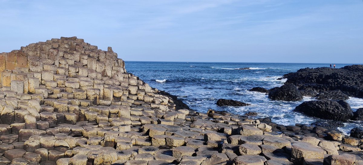 Giant's Causeway! A result of Bénard convection and Voronoi Pattern.