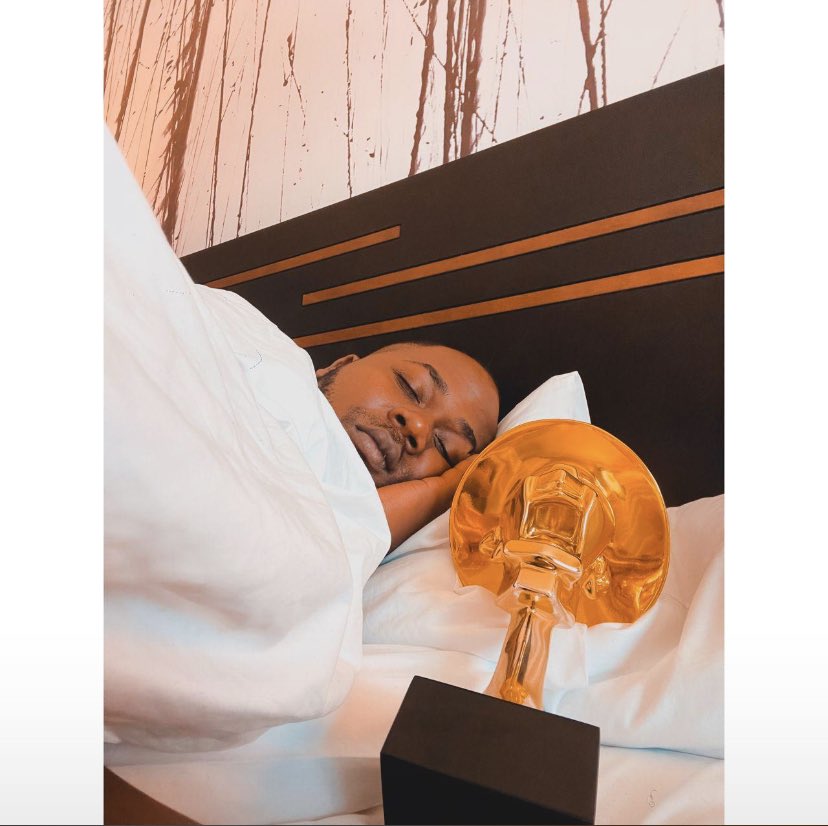 EniggyMusic's tweet image. Feels so good to see my brother winning 🥇 🏆 congrats 🍾bro  @PayperCorleone #weUPnow #flytalkonly #listentoeniggy