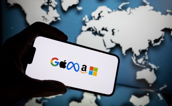 L'#UE annonce des règles plus strictes pour #GAFAM dès 2023. Le #DMA s'apprête à bouleverser profondément le marché numérique. Plus d'infos :  strategies.fr/actualites/cul… 
#UE #Tech #regulation #MarchéNumérique #Antitrust