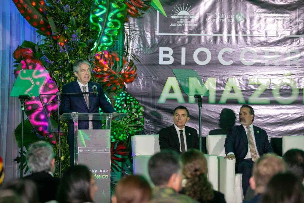 GustavoManriq_M's tweet photo. En la IV Cumbre Amazónica, 8 países acordamos avanzar hacia un modelo donde los servicios ecosistémicos sean la piedra angular de nuestro desarrollo. Hoy, bajo el liderazgo del presidente @LassoGuillermo, cumplimos con ese llamado a la acción presentando el #BiocorredorAmazónico. https://t.co/gy4WkPRdPr