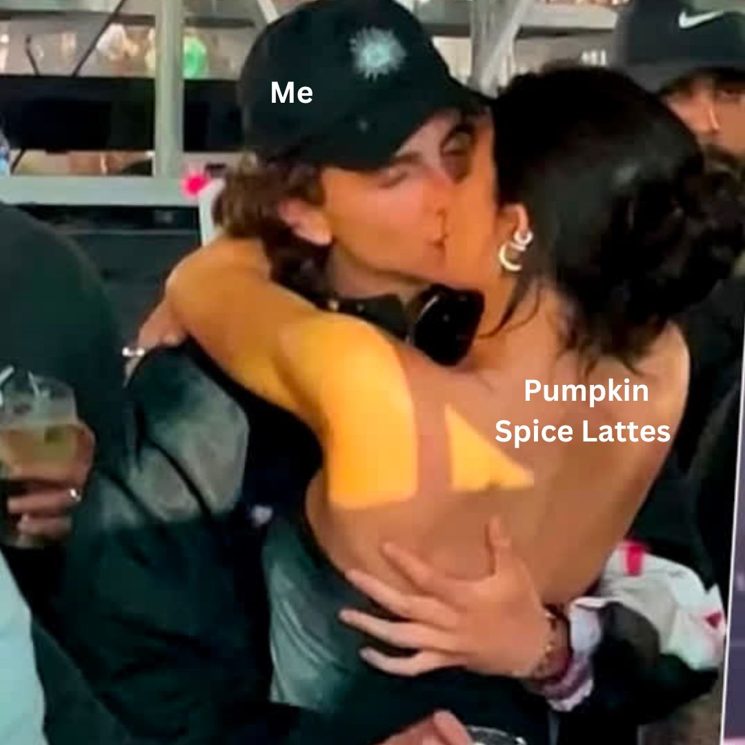 The love for pumpkin spice lattes is real ☕🎃

#KylieJenner #TimotheeChalamet #pumpkinspice