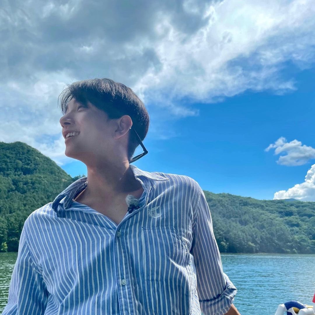 vanillakyeom's tweet photo. and my greatest wish is for you to never lose this smile. we love you so much, our joshua. 

#WE_LOVE_JOSHUA #조슈아 https://t.co/DHW4Yd29lA