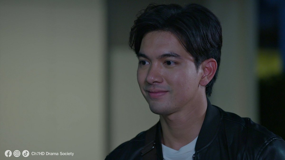 Ch7HD's tweet photo. ทำไมขายุยังไม่หัก ตกหลุมรักเขาซะขนาดนี้ 🤭 #ลมพัดผ่านดาวEP1

SOMETHING IN THE WIND https://t.co/WJhfb44nLA