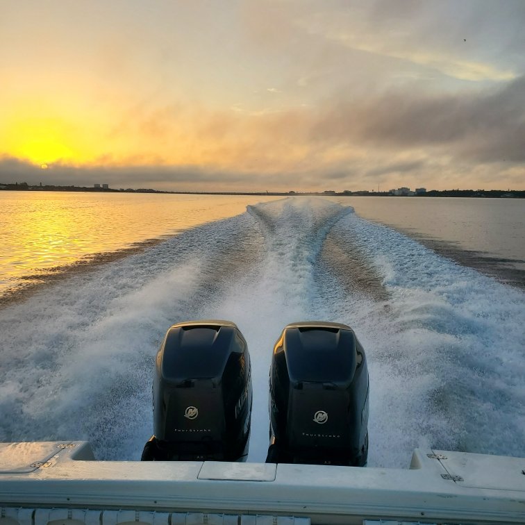 BradentonPD's tweet photo. Ahoy! BPD's Marine Unit assisted with (boat) traffic control at the #P1Offshore races in St. Pete last weekend. Thanks to our fellow law enforcement marine units for capturing these pics of Detective Freed and Officer Gardner operating the boat on behalf of Bradenton PD. https://t.co/GRxZh9MS6r
