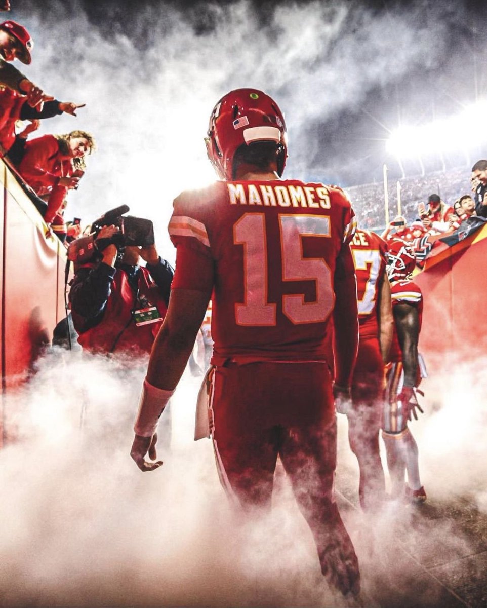 He's baaaaack 👑