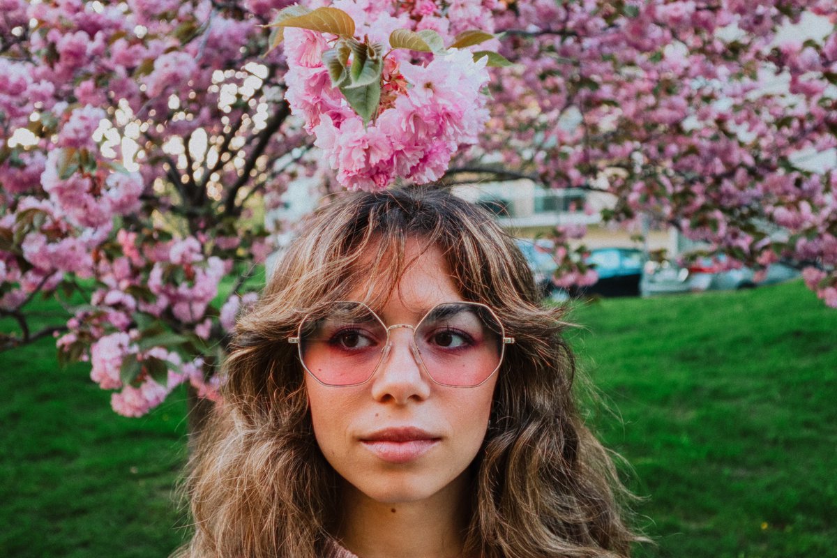 Toronto's <a href="/singinghippie/">Francesca Panetta</a> is set to play <a href="/gussapolooza/">Gussapolooza</a> 
in Cookstown, Ontario on September 17. Head to #CanadianBeats now to learn more via our Gussapolooza edition of ZOOMIES! canadianbeats.ca/2023/09/06/gus…