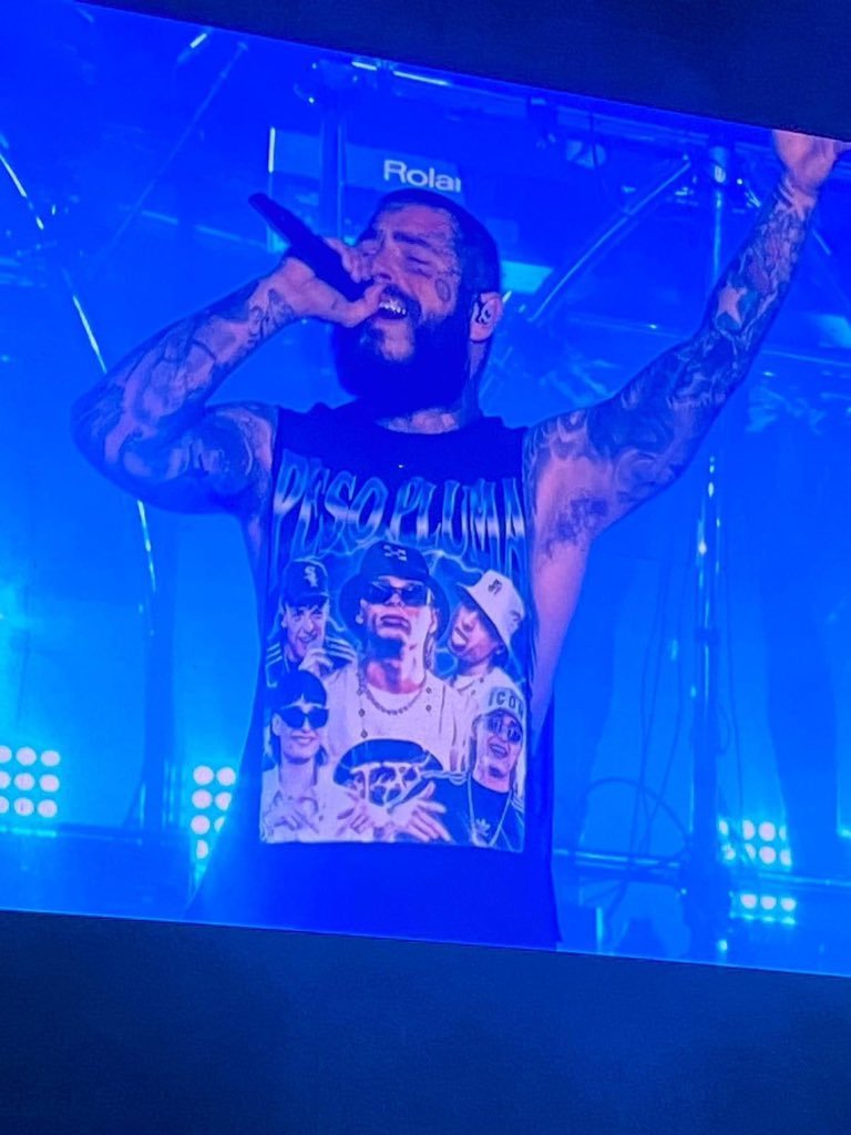 BulletproofNws's tweet photo. ¿Qué fue lo mejor de Post Malone en el Foro Sol?  👀 https://t.co/usqMZmg1PP