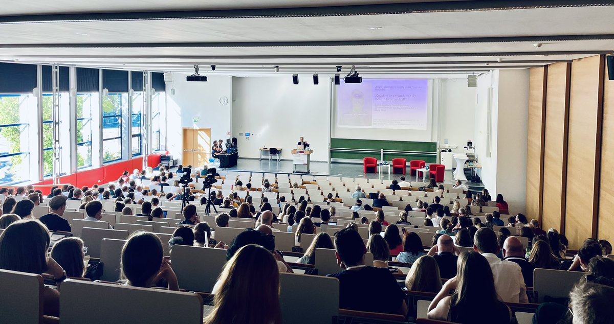 500 Kommunikator:innen treffen sich gerade an der Uni Magdeburg zur Jahrestagung des Bundesverbands Hochschulkommunikation mit dem Thema: „Wissenschaft, Kommunikation, Politik: Wie neutral dürfen wir noch sein?“
Wir sehen uns hoffentlich zahlreich unter #hkom23 auf Mastodon!