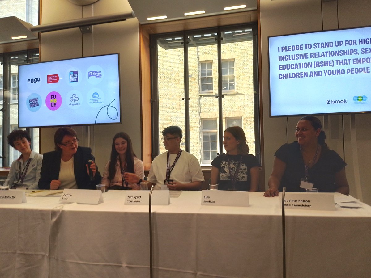 We were thrilled to attend the @sex_ed_forum and @BrookCharity event yesterday. Our Changemakers did a fantastic job speaking up for high-quality, inclusive RSHE that empowers young people to thrive. Join over 50 organisations in signing the #RSHEPledge: rse.brook.org.uk