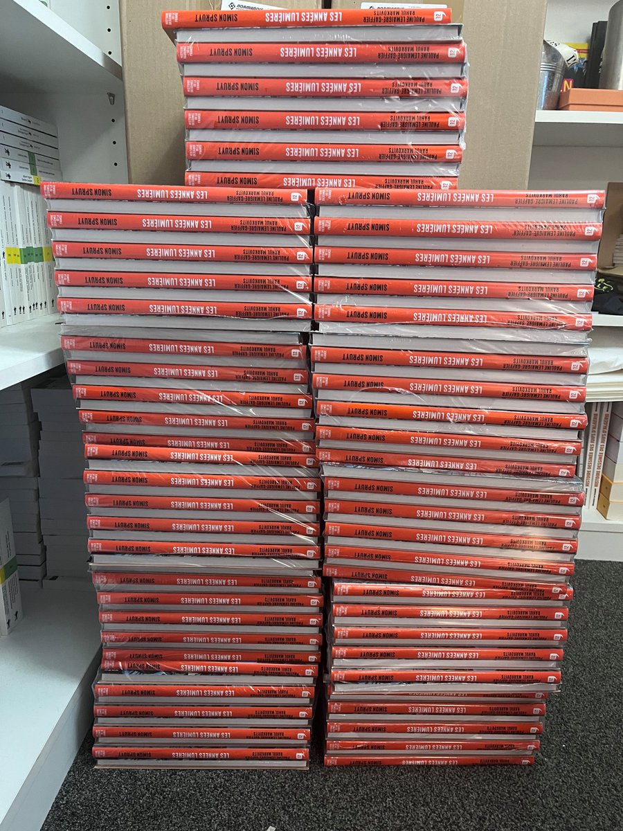 🤫 Quelque chose se prépare...
📅 Moins d'un mois à attendre avant la parution du volume 12 Les années Lumières !

⤵️
editionsladecouverte.fr/Histoiredessin…...