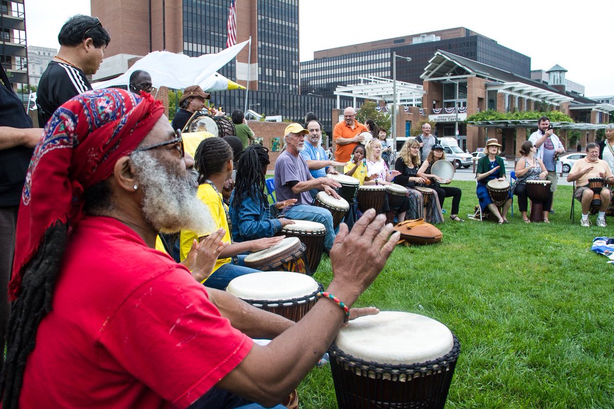 phillyccra's tweet photo. Celebrate International Day of Peace on September 21 🌍✌️ Peace Day Philly 2023 has exciting programs. Read more in the latest edition of our CCQ and let's grow peace from the inside out. #PeaceDayPhilly #InnerPeace #PeaceFromWithin #BuildingPeace https://t.co/GAALRXa7n1