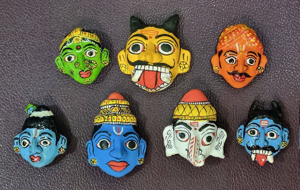 tgmepma's tweet image. ##KnowYourSHG-A product a day🛒 
#FridgeMagnets that are quintessentially Indian.
Nakashi paintings &amp;amp; Saw Dust Masks, by Swayam krushi #SHG of #Cherial, #Siddipet

For orders, call 📞or watsapp📲
9000181059, 7013078573
#vocalforlocal
#handicrafts

@KTRBRS
@arvindkumar_ias