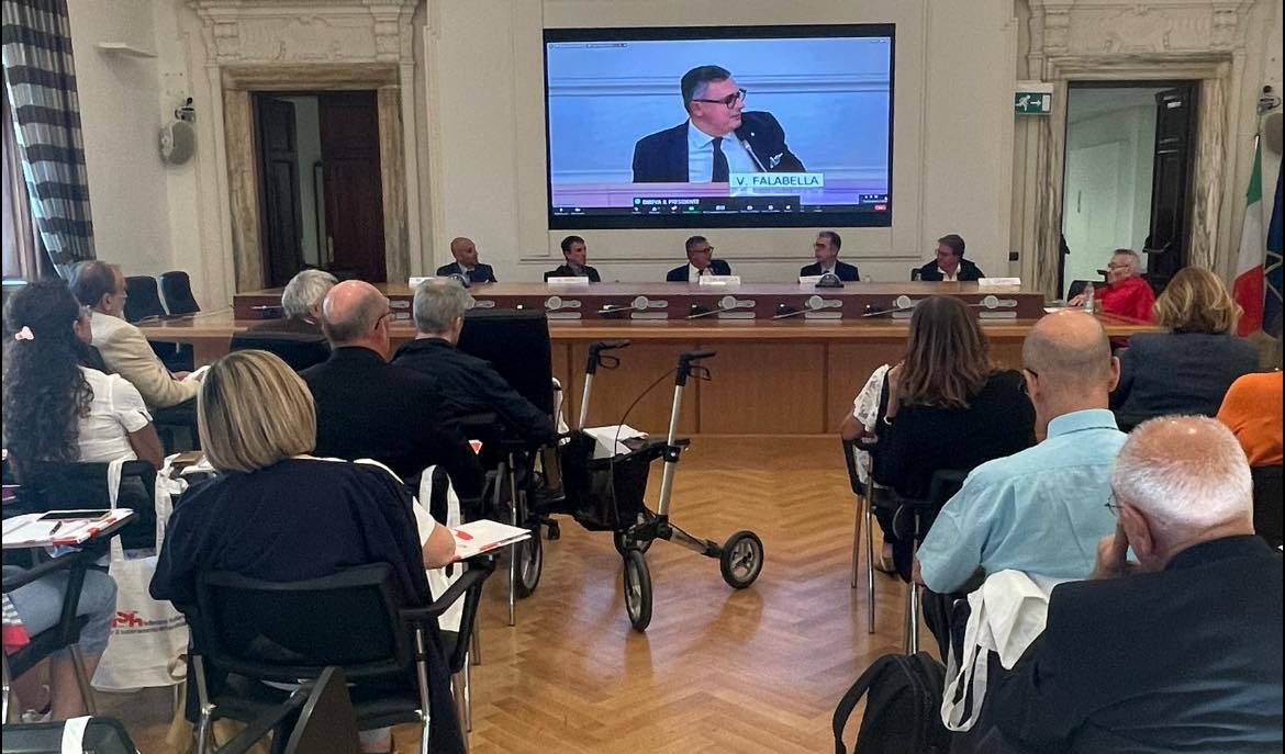 UILDMnazionale's tweet photo. Presentati oggi nella Sala Monumentale della Presidenza del Consiglio dei Ministri i risultati del progetto "Welfare 4.0"- finanziato da @MinLavoro - con @fishonlus capofila e partner @Ledha3 e #UILDM https://t.co/CN0kKu8pI7 https://t.co/eEmpLNb56c