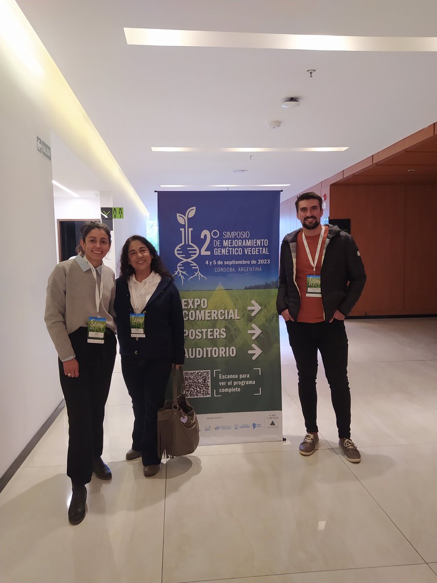 ogando_federico's tweet photo. Gran jornada en el @PlantBreedS organizado por @IntaManfredi!!! Muy buena oportunidad para presentar algunas de las líneas de investigación del grupo de ecofisiologia de #INTA Manfredi e interactuar con colegas 🤓. Hay equipo!💪🏽 https://t.co/tiuDY3E5Bw