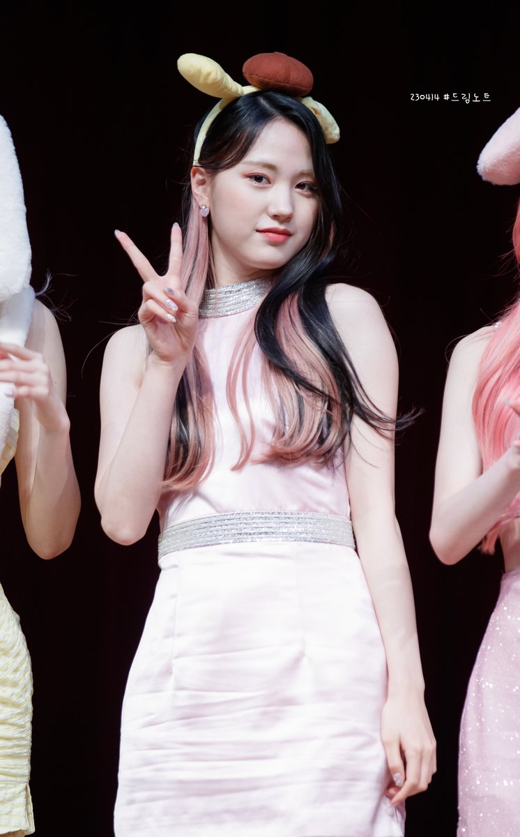 hashtag_DN's tweet photo. #HappySuminDay 🎂
@iMe_Dreamnote #드림노트 #DreamNote #수민 #SUMIN https://t.co/AXHjIo1GYc