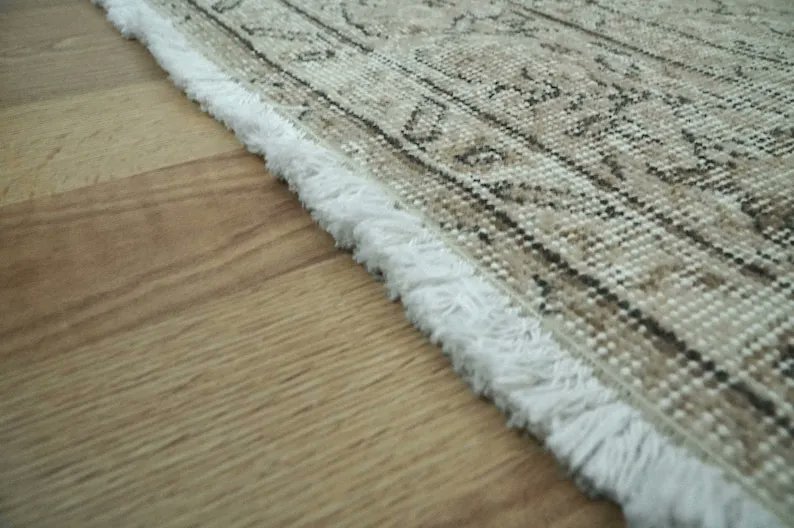 Vintage Turkish Rug, 5.74x9.88 ft. H-2687   🙂👍
Wool-Woven-From 70’s 👌💞

buff.ly/3sGqf5N via @Etsy 

#beigerug #6x10rug #turkishrug #antique #apartmenttherapy #arearugs #beautifuldecorstyles #bohodecor #carpets #decor #decoration #handmaderugs #homedesign #howyouhome