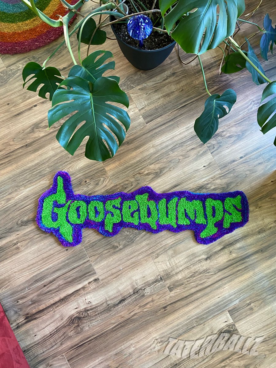 TaterBallz's tweet photo. spooky season has begun 😈 https://t.co/S3fni4jFdc
