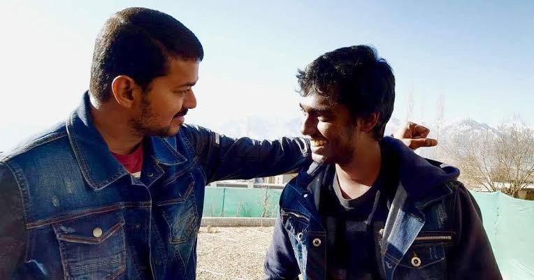 Princess_sammu's tweet photo. Wishing #Jawan team a Blockbuster Success, specially to @Atlee_dir 🔥💥🥳🤩🫰🏻

 Best wishes to King khan @iamsrk ,

Wishes on Behalf of All Thalapathy @actorvijay Fans ❤️🫂

#Leo https://t.co/anxBGVRDoc