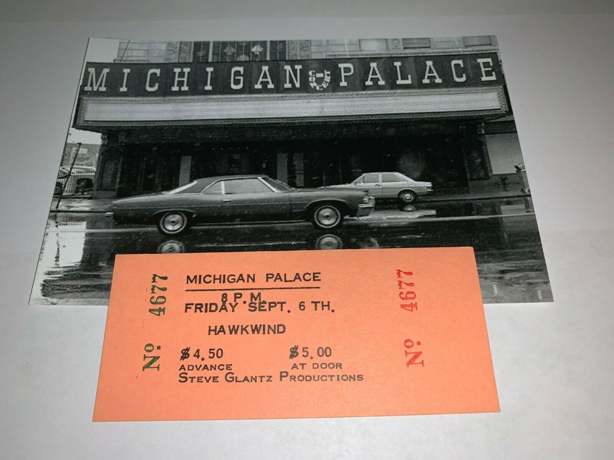 On Sept 6, #Hawkwind played London Lyceum Theatre '70, Detroit Michigan Palace '74, Oslo Vulkan '14. The Hawks 4th studio album, the stone-cold classic "Hall of the Mountain Grill" was released on UA in 1974. Time for some D-Rider youtube.com/watch?v=5ZfXEJ…