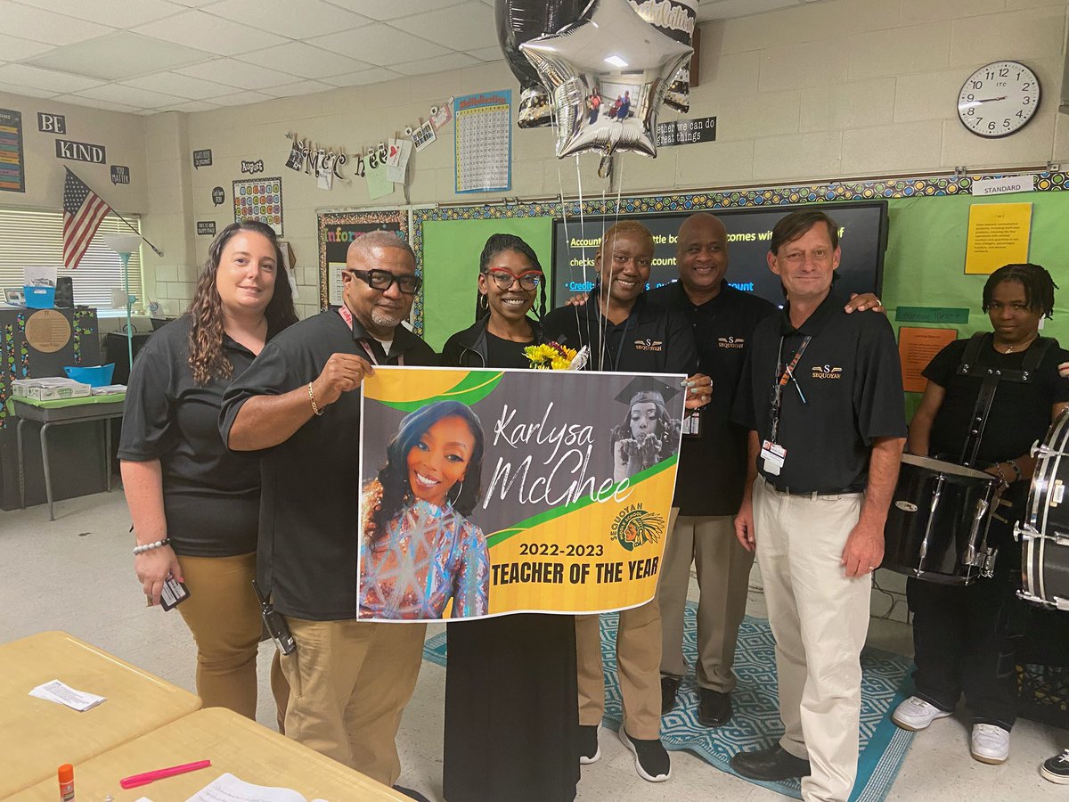 SequoyahMiddle's tweet photo. Congratulations to the Sequoyah Middle School Teacher of the Year-Ms. Karlysa McGhee, Educational Support Professional of the Year I -Ms. Anita Renfro, &amp; Educational Support Professional of the Year II-Ms. Vicki Feacher. https://t.co/EWLGEHCVcG