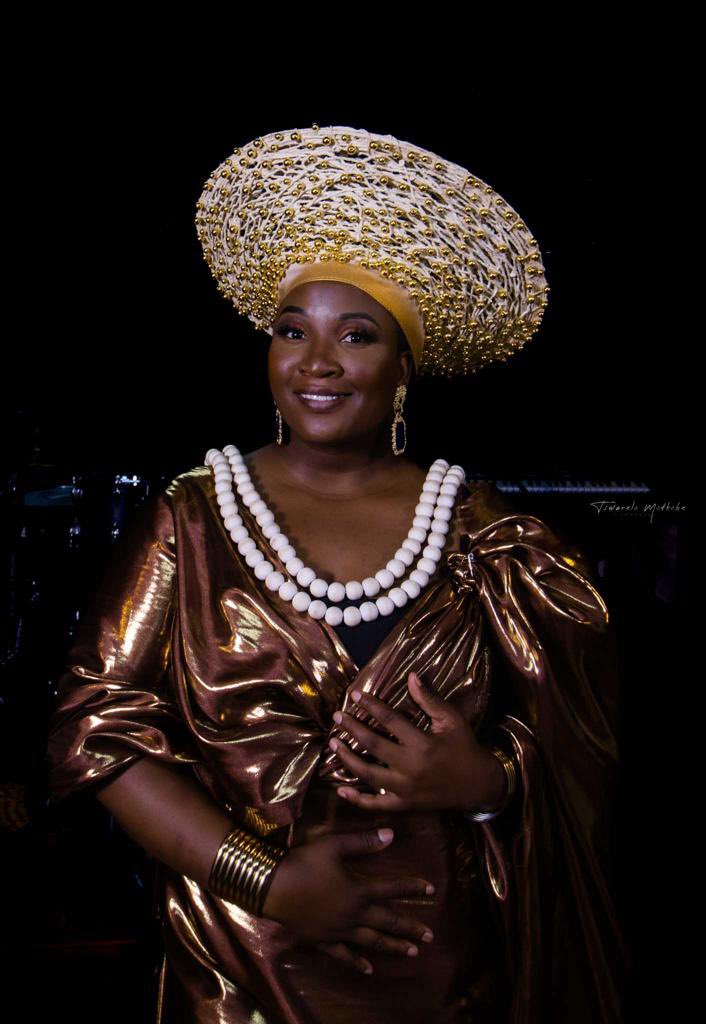 Happy girls are the prettiest girls😉. This girl 
right here is our #WCW❤️❤️. 
Joyline Sibanda is the sister we got to choose today🤗🤗🤗

She sings tenor,  baritone and she is a dancer. She handles the finances.