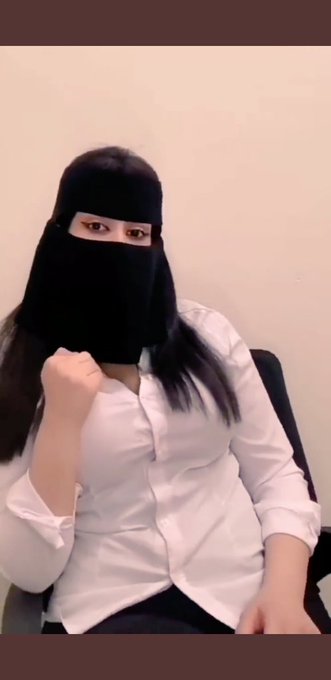 زينة الرجل اللحية
فما هي زينة المرأة !؟😇