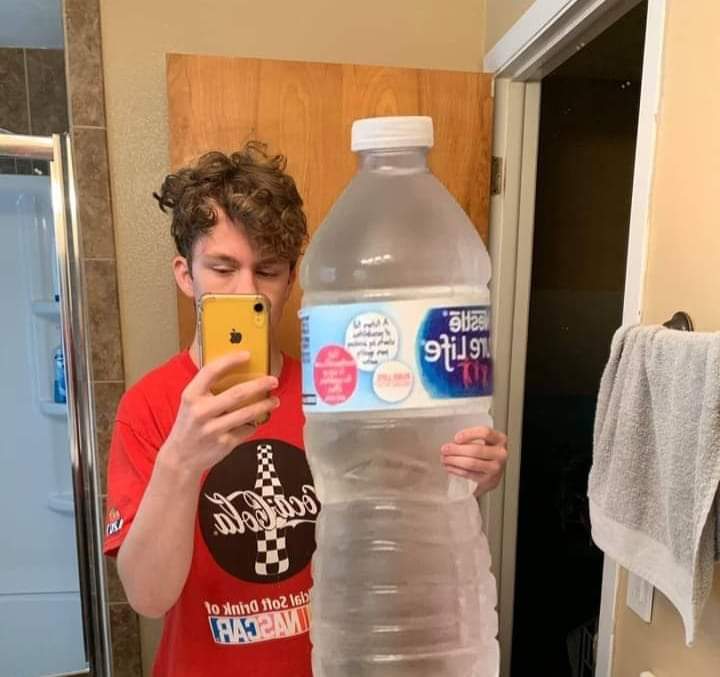 *Me empieza a dar un dolor raro en los riñones*

Inmediatamente yo: