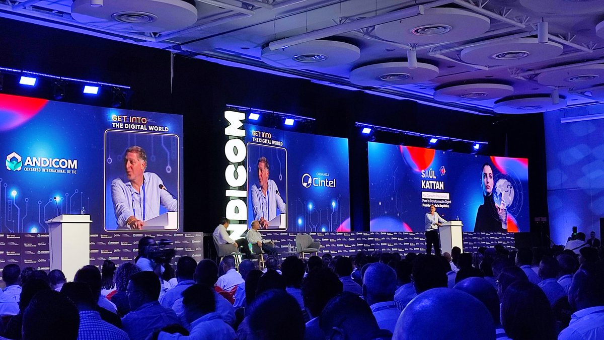 ClaudiaXimenaB's tweet photo. En la apertura de #Andicom2023 se habla de los grandes retos del país en transformación digital, conectividad y aplicación de tecnologías emergentes https://t.co/TAV79D2CUi