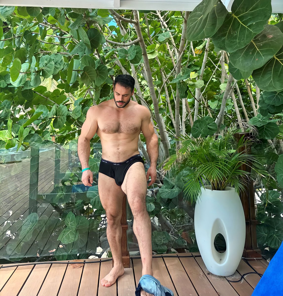 mostafa.rok on X: This photo was taken without my knowledge  t.coamvXlSKRkc  X