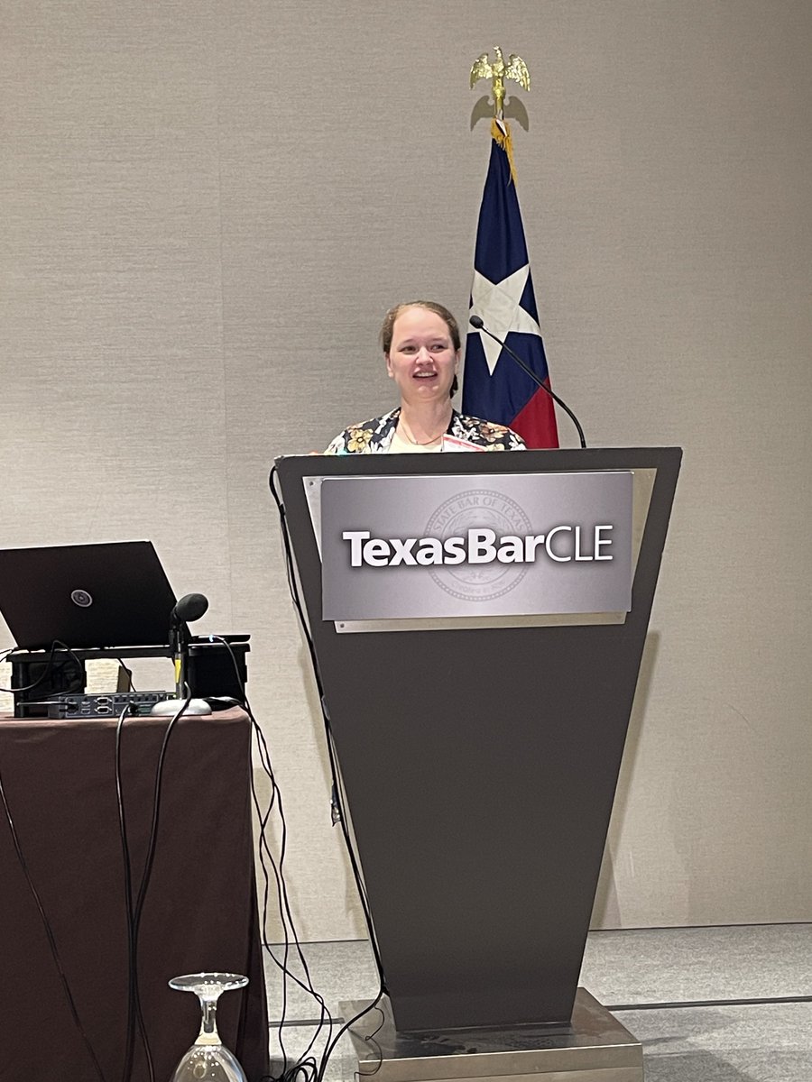 .@SCOTXHistSocy Trustee @KVPTexas presents on interlocutory appeals at this year’s @TexasBarCLE Civil Appellate Practice 101 course! #AppellateTwitter ⚖️🎙️