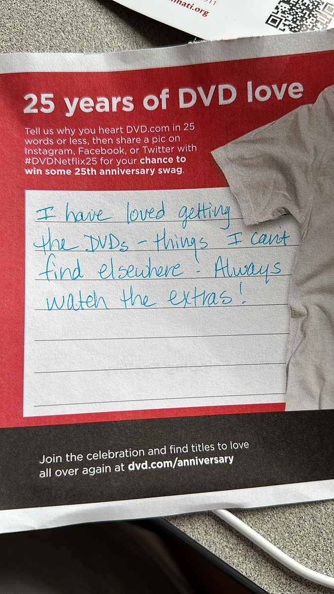 regdancingqueen's tweet photo. #DVDNetflix25 https://t.co/GKRgToYSWa