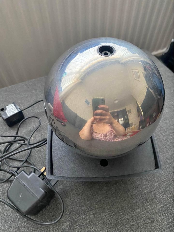 Luke_Oliver's tweet photo. @SellingAMirror https://t.co/MOHdYeXt1b