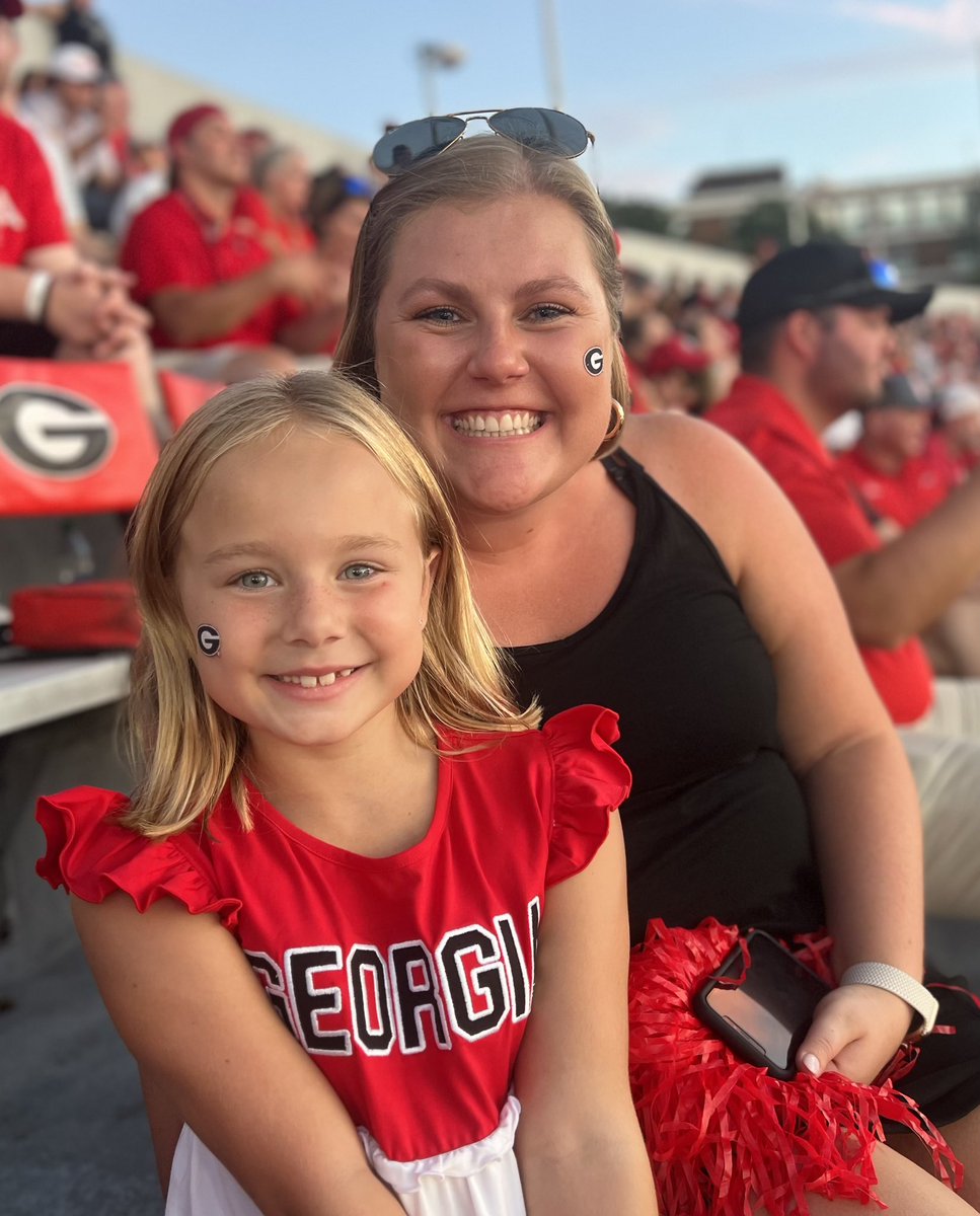 Ashley Brown tweet media