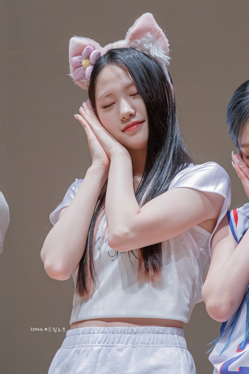 hashtag_DN's tweet photo. #HappySuminDay 🎂🎉
@iMe_Dreamnote
#드림노트 #DreamNote #수민 #SUMIN https://t.co/OU6bqnihfN